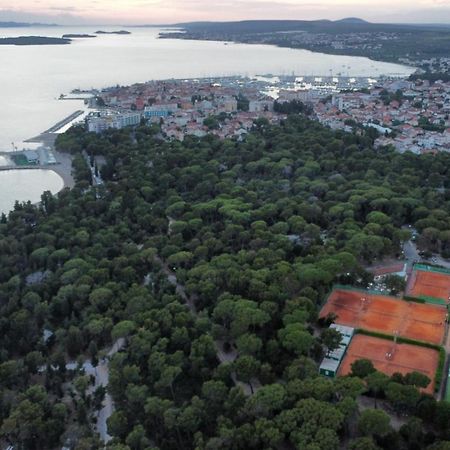 Apartments Jelicic Биоград на Мору Екстериор снимка