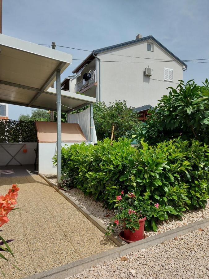 Apartments Jelicic Биоград на Мору Екстериор снимка